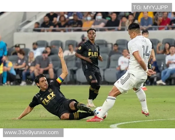 亚特兰大与洛杉矶银河的激烈对决谁能在这场比赛中笑到最后